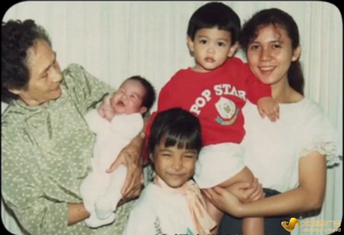 如果有一天我忘了你，请你告诉我你记得我